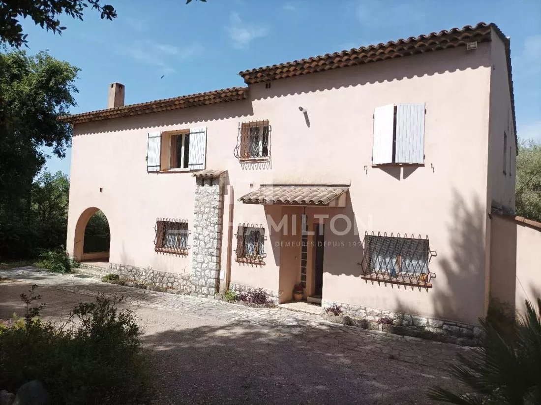 House in Le Rouret, Provence-Alpes-Côte d'Azur, France 1 - 16248617