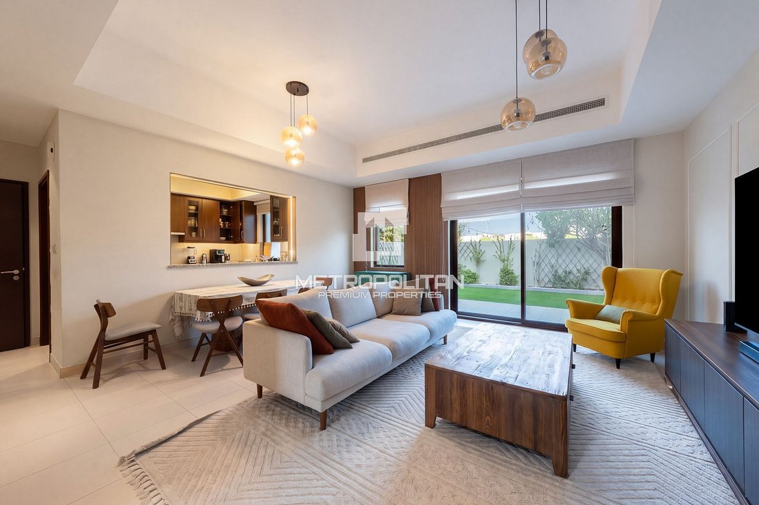 Townhouse in Al Wasl, Dubai, United Arab Emirates 1 - 18994297