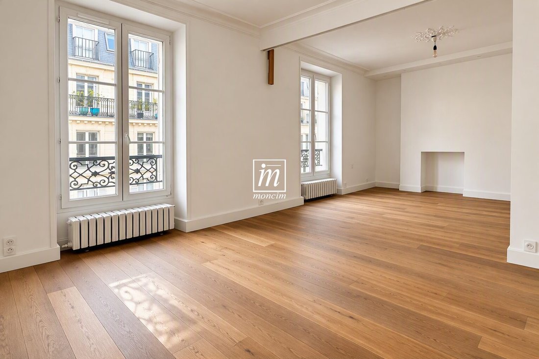 Apartment in Elysées-Madeleine, Paris 8e Arrondissement, Paris 2 - 18998003