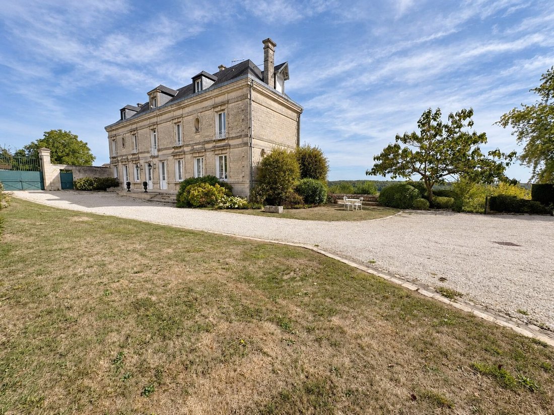 House in Clamecy, Hauts-de-France, France 1 - 18973096