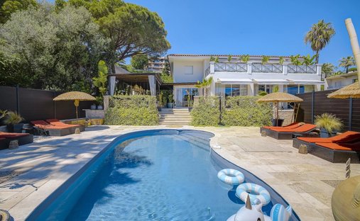 House in Cannes, Provence-Alpes-Côte d'Azur, France 1