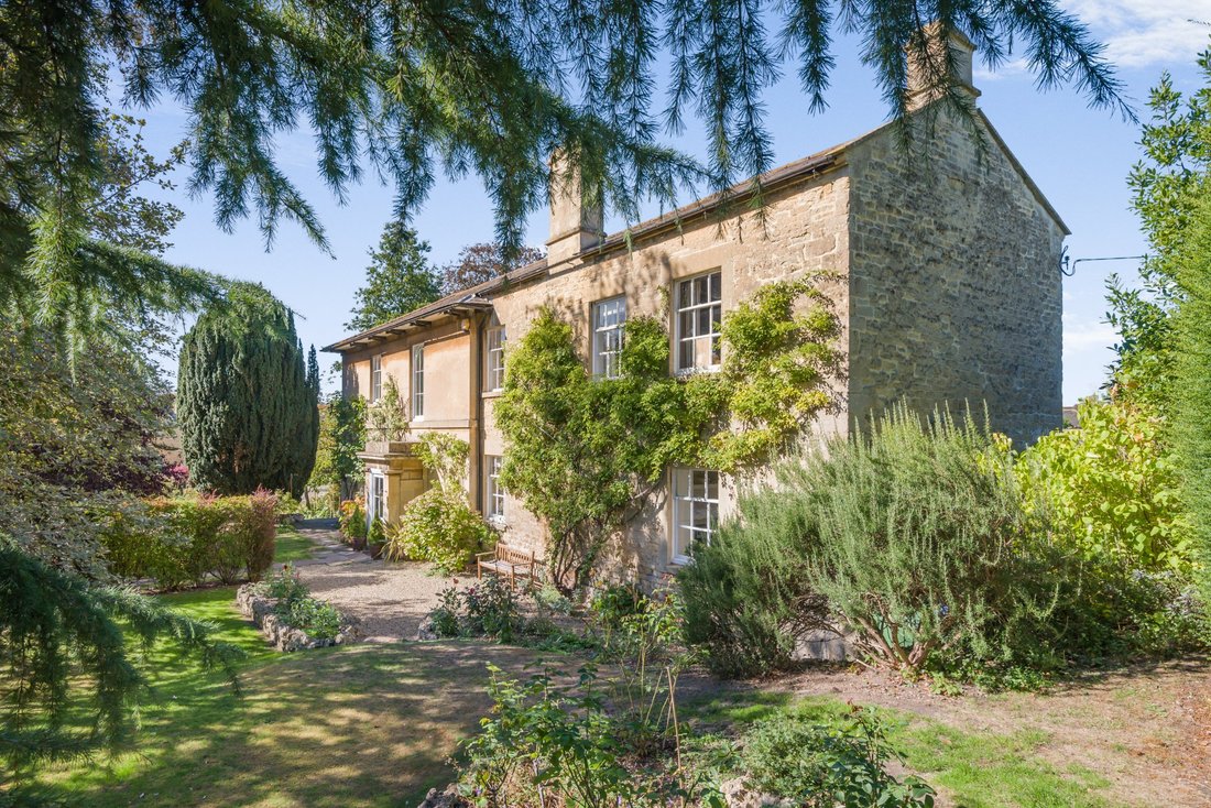 House in Calne, England 5 - 18993194