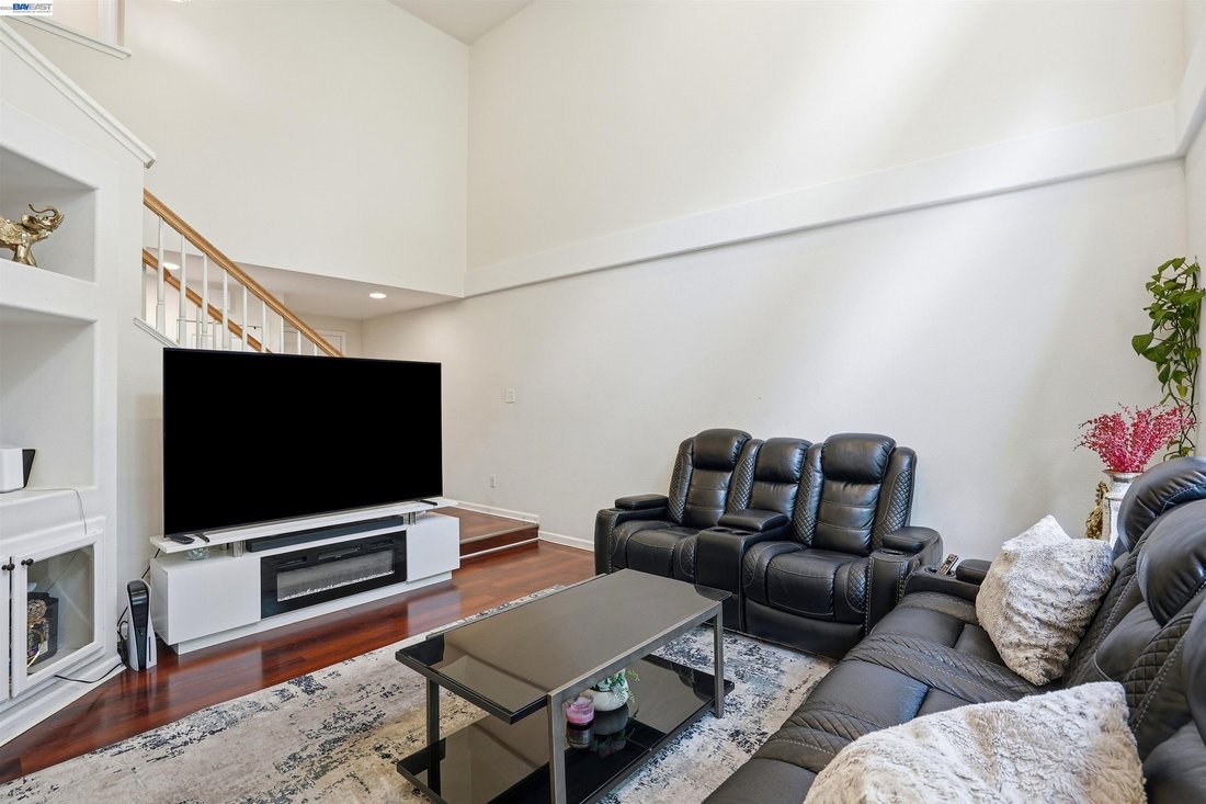 Townhouse in Castro Valley, California, United States 2 - 18995429