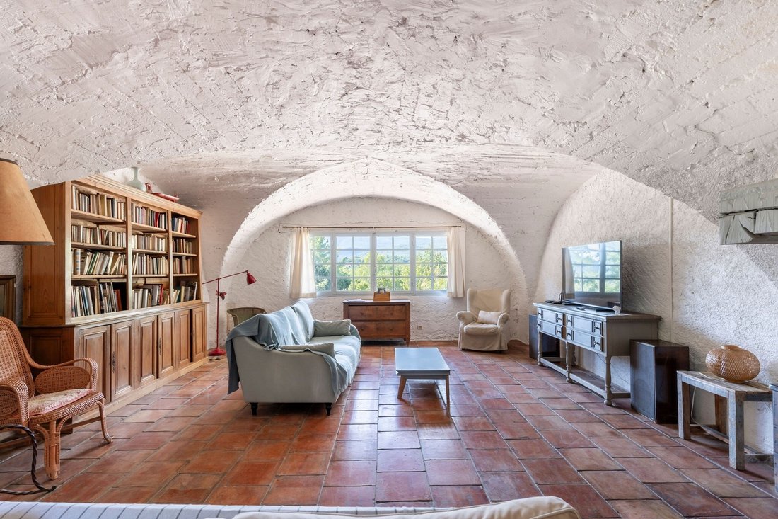 House in Tourrettes, Provence-Alpes-Côte d'Azur, France 5 - 18994819