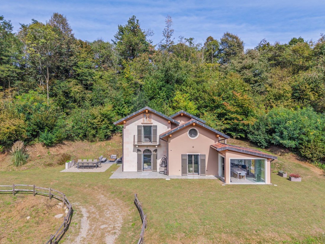 Villa in Ameno, Piedmont, Italy 5 - 18997669