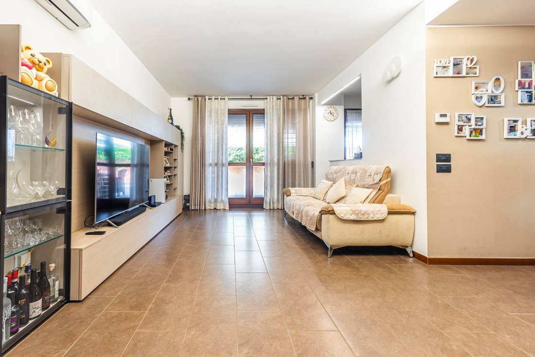 Apartment in Vigentino, Milan, Italy 2 - 18997676