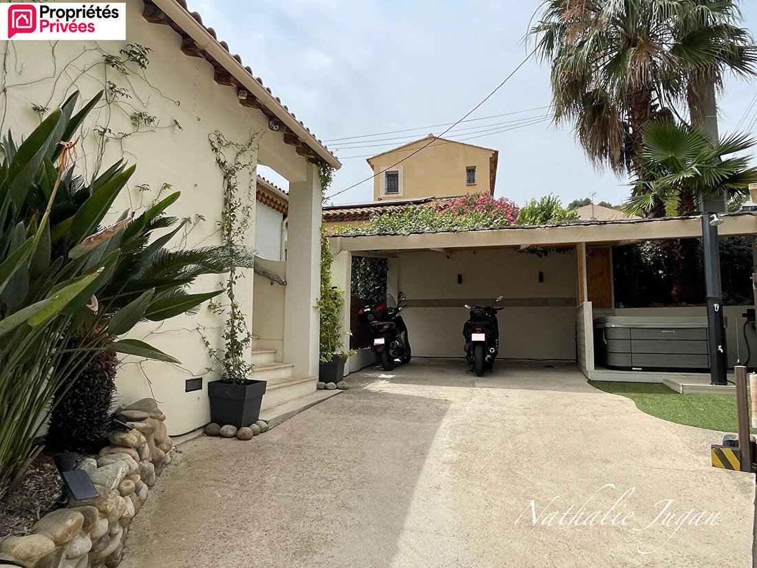 Apartment in La Ciotat, Provence-Alpes-Côte d'Azur, France 1 - 18997267