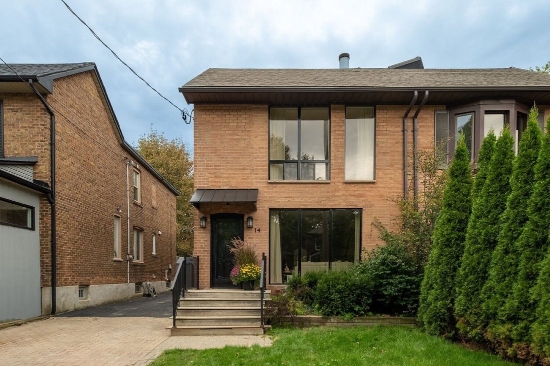 House in Toronto, Ontario, Canada 1 - 18998089