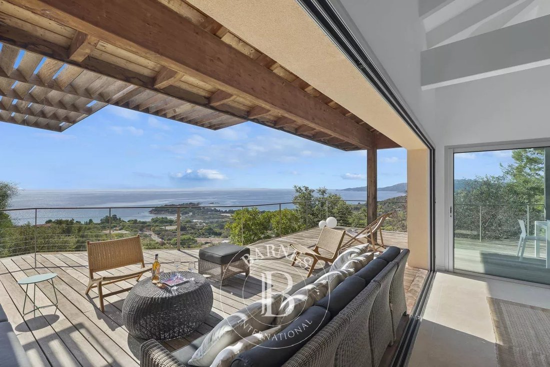 Villa in Porto-Vecchio, Corsica, France 3 - 18153394