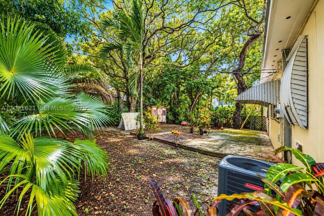 House in Miami, Florida, United States 4 - 18993086