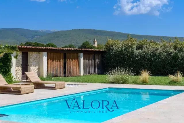 Estate in Forcalquier, Provence-Alpes-Côte d'Azur, France 4 - 18394902