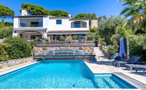 House in Ville-Les Saquedes-Le Bouillonnet, Sainte-Maxime, France 1