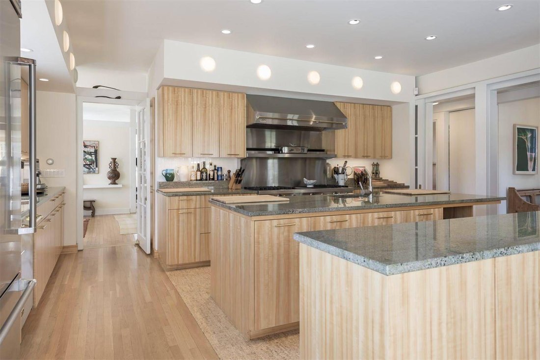House in East Hampton, New York, United States 3 - 18835169
