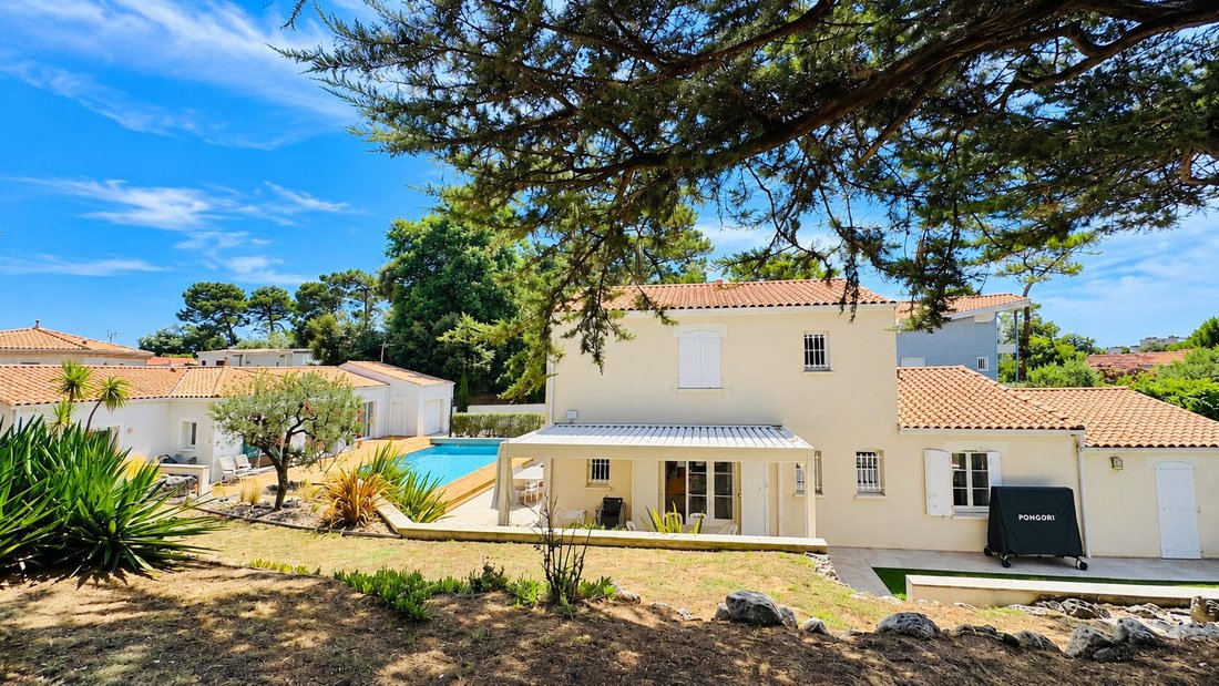 House in Nord Est Vallieres, Saint-Georges-de-Didonne, France 1 - 16994459