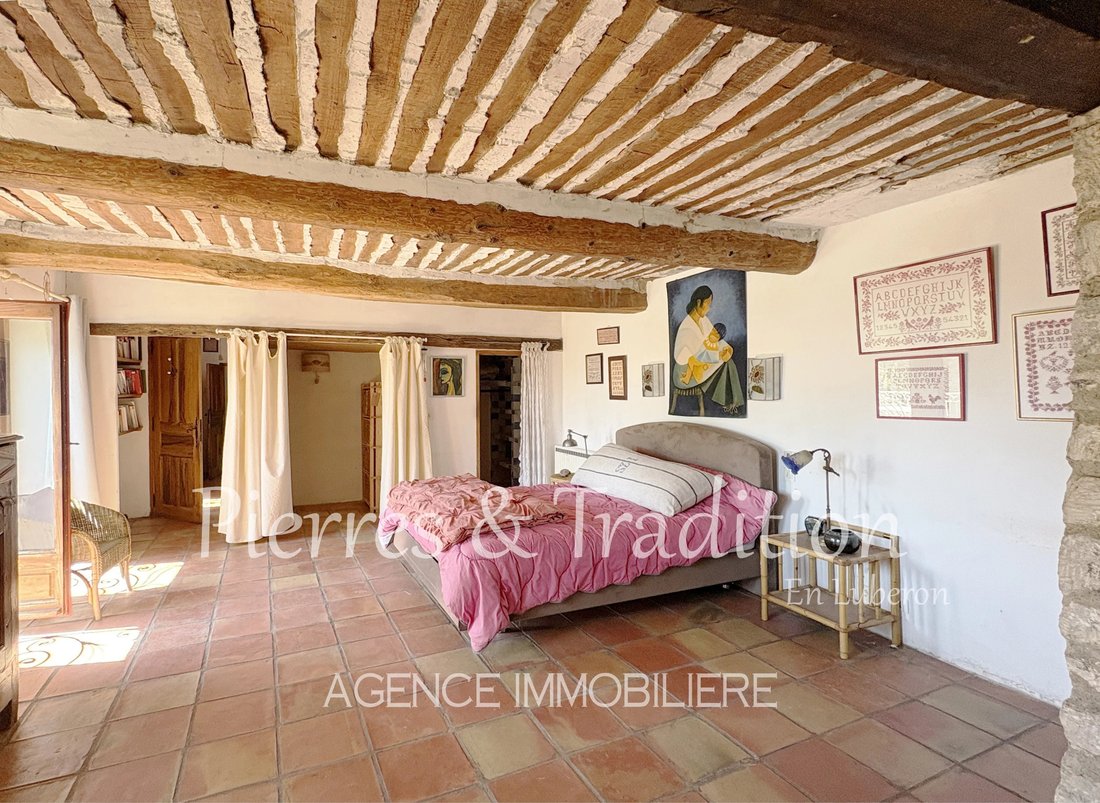 Estate in Reillanne, Provence-Alpes-Côte d'Azur, France 5 - 18993209