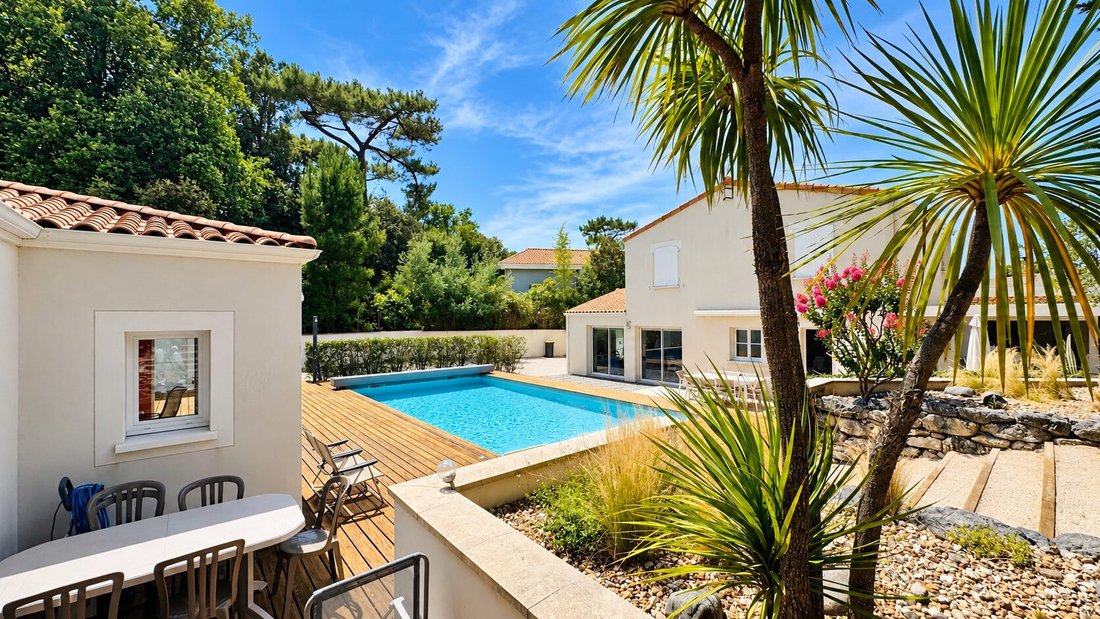House in Nord Est Vallieres, Saint-Georges-de-Didonne, France 3 - 16994459