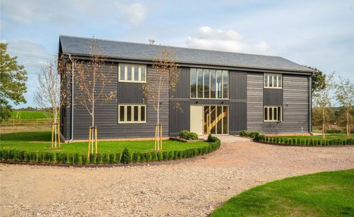 House in Holbrook, England 1