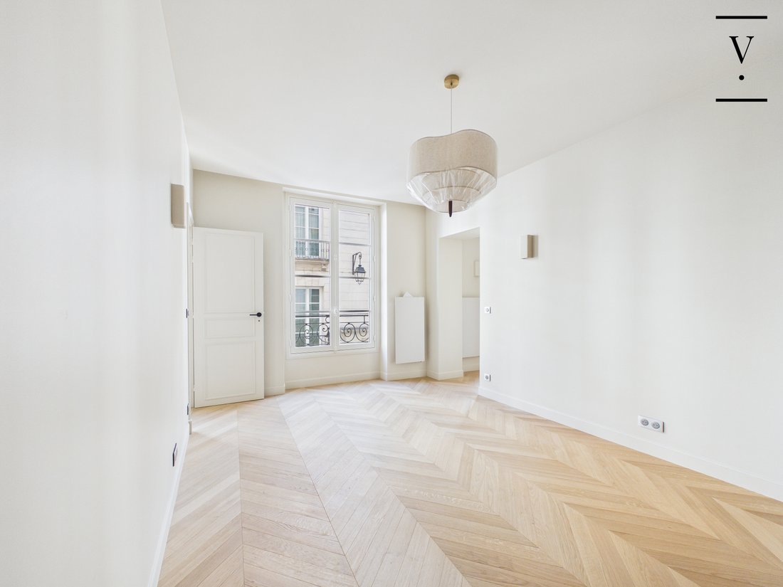 Apartment in Montorgueil-Saint Denis, Paris 2e Arrondissement, Paris 5 - 18996351