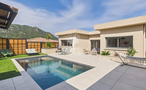 House in Conca, Corsica, France 1