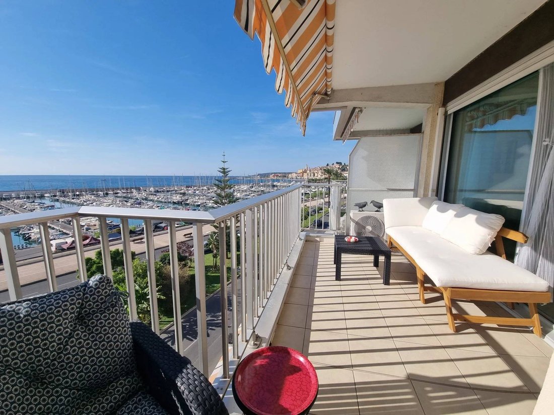 Apartment in Menton, Provence-Alpes-Côte d'Azur, France 1 - 18996686