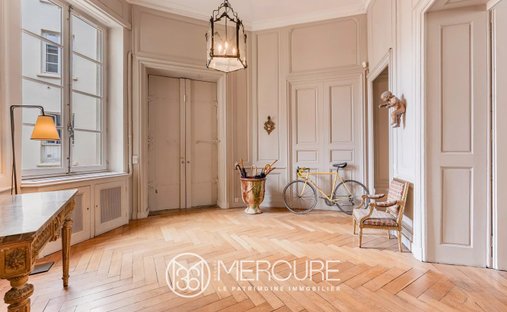 Apartment in Cordeliers-Célestins-Bourse, Lyon 2e Arrondissement, Lyon 1