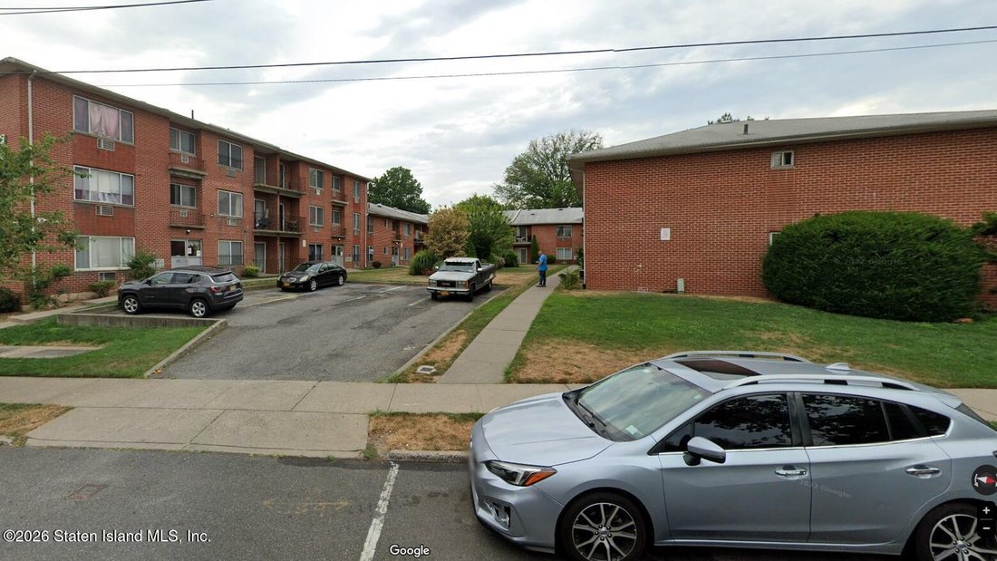 Staten Island, New York, United States 2 - 18994884
