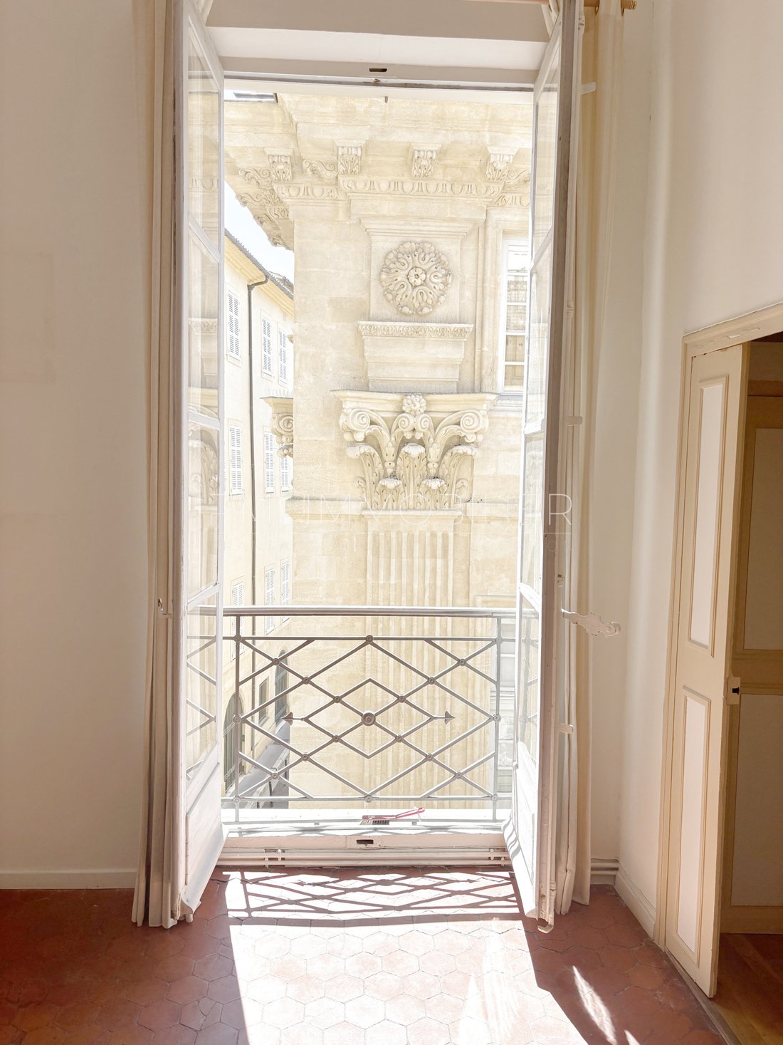 Apartment in Granettes-Jauberte-Sainte Anne, Aix-en-Provence, France 3 - 18996471