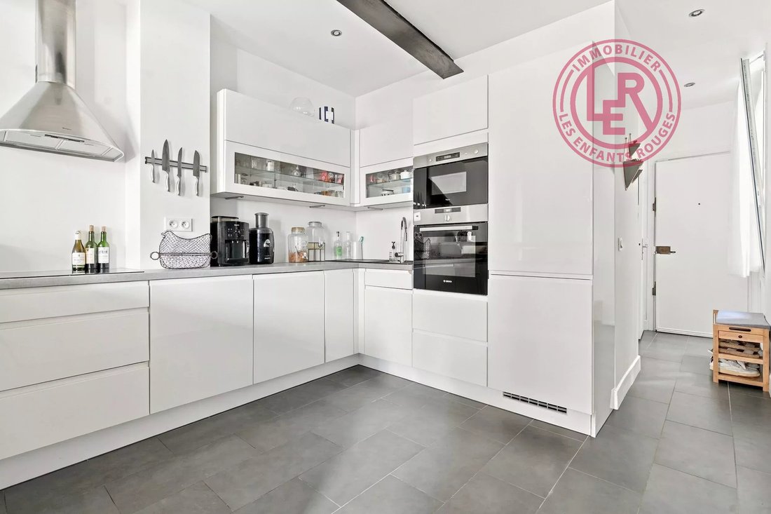 Apartment in Chateau d'Eau-Lancry, Paris 10e Arrondissement, Paris 5 - 18993238