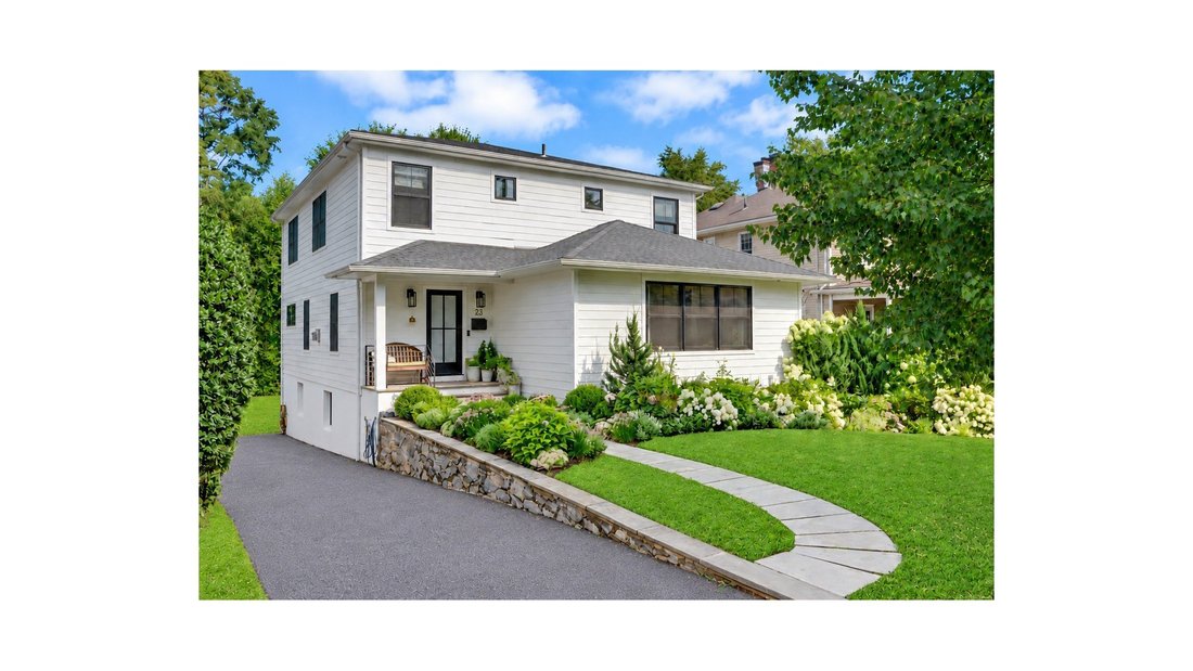 House in Larchmont, New York, United States 1 - 18989300