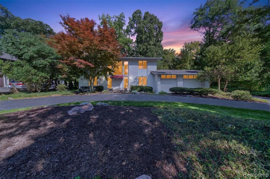 House in Farmington Hills, Michigan, United States 1 - 18996227