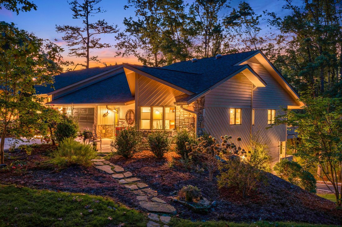 Condo in Asheville, North Carolina, United States 3 - 18992714