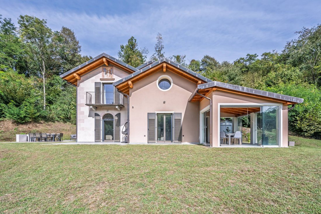 Villa in Ameno, Piedmont, Italy 3 - 18997669