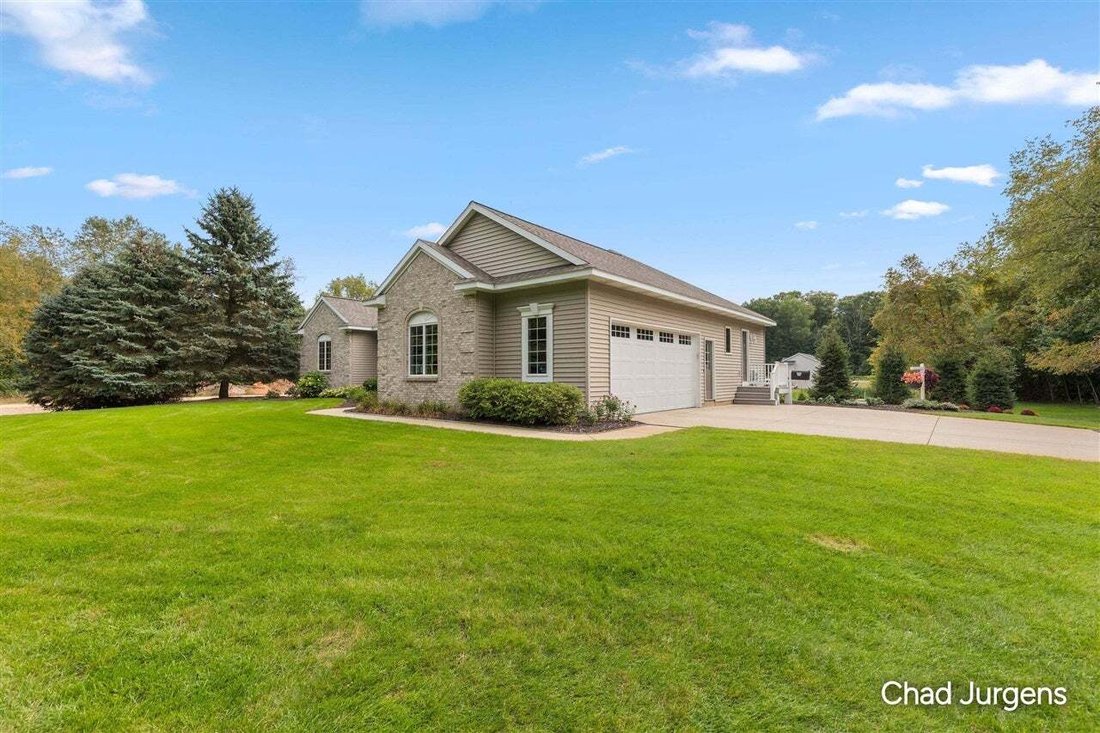 House in Hudsonville, Michigan, United States 4 - 18993463