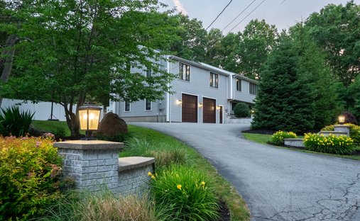 House in Tiverton, Rhode Island, United States 1