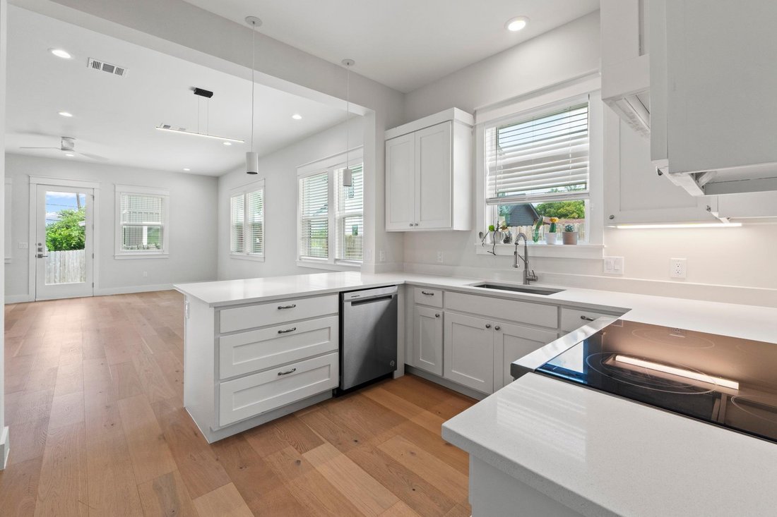 Condo in Austin, Texas, United States 4 - 18995667