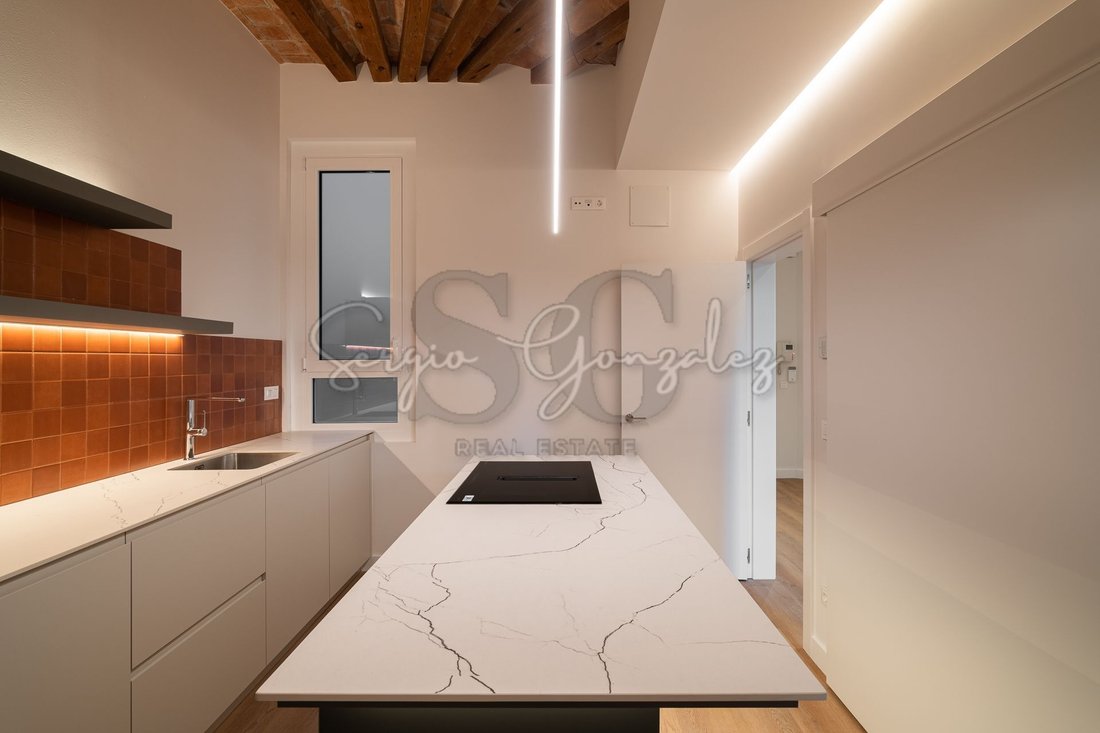 Apartment in Eixample, Barcelona, Spain 4 - 18996509