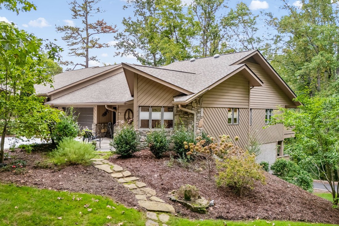 Condo in Asheville, North Carolina, United States 4 - 18992714