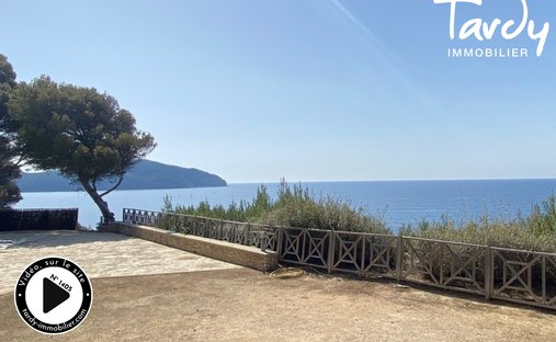 Maison à Saint-Cyr-sur-Mer, Provence-Alpes-Côte d'Azur, France 1
