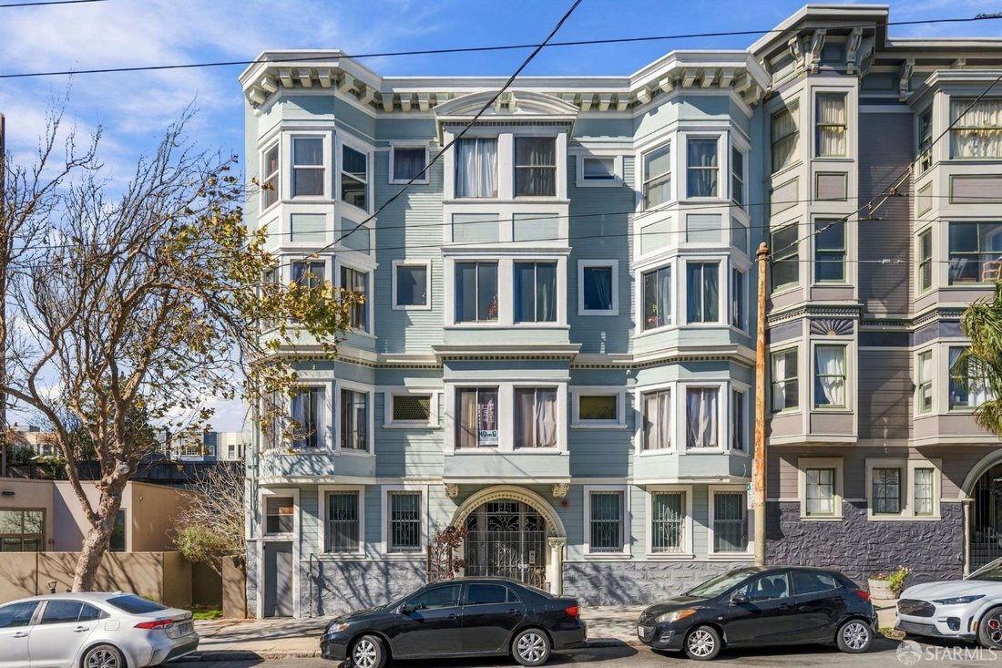 San Francisco, California, United States 1 - 18994923