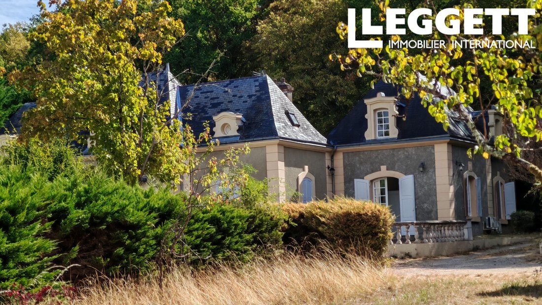 Villa in Centre Ville, Blois, France 1 - 18993868