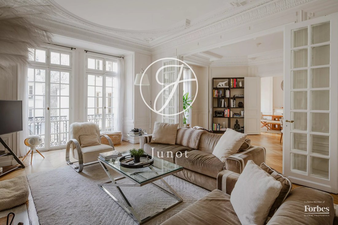 Apartment in Odéon, Paris 6e Arrondissement, Paris 2 - 18994088