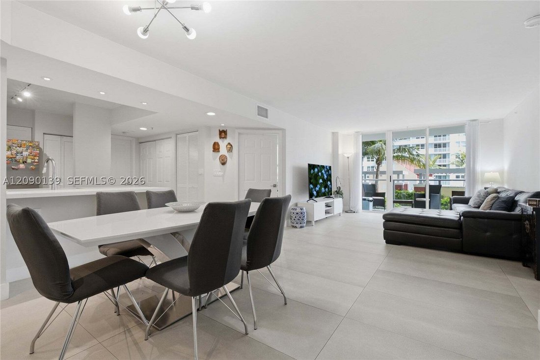 Condo in Miami, Florida, United States 1 - 18993038