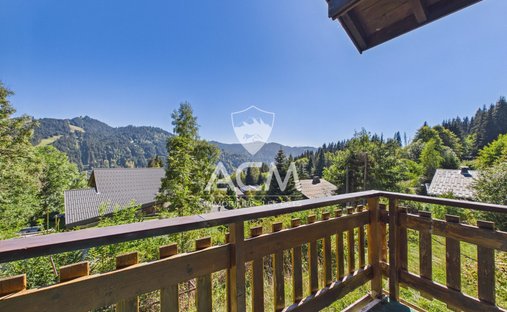 Chalet in Les Gets, Auvergne-Rhône-Alpes, France 1