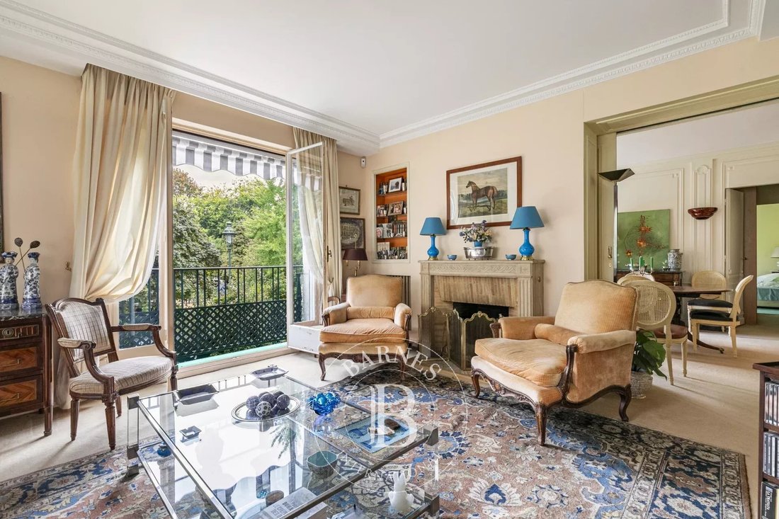Apartment in Bois de Boulogne, Paris 16e Arrondissement, Paris 2 - 18993654