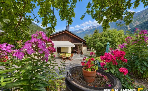 House in Les Houches, Auvergne-Rhône-Alpes, France 1