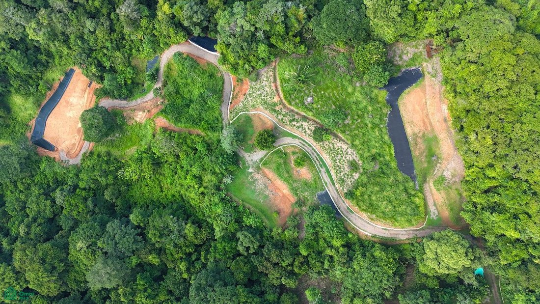 Land in Savegre de Aguirre, Puntarenas Province, Costa Rica 3 - 18584216