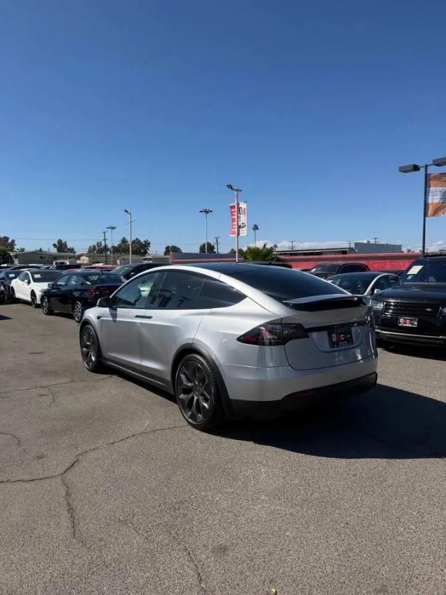 Suv in Costa Mesa, CA, United States 4 - 18996975