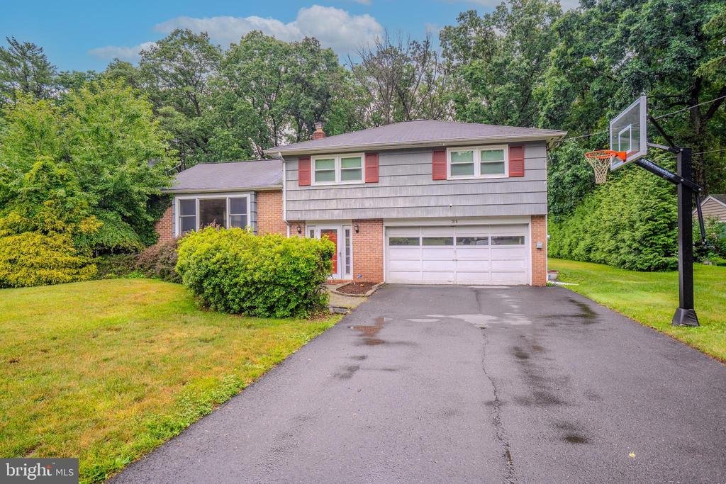 House in West Windsor Township, New Jersey, United States 2 - 18994535