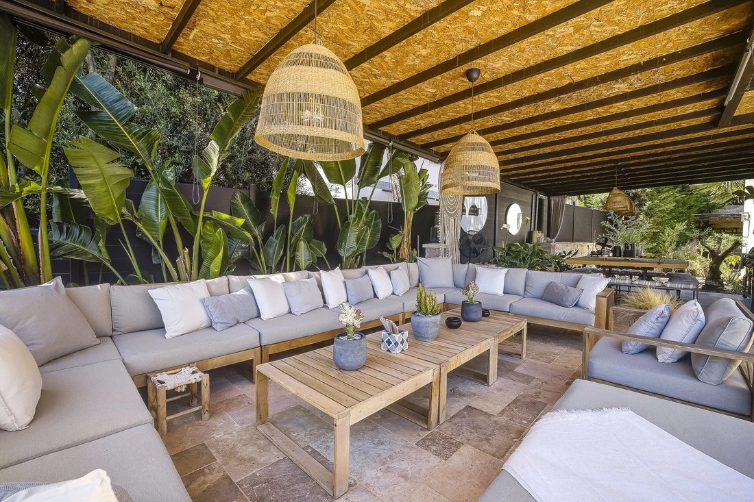 House in Cannes, Provence-Alpes-Côte d'Azur, France 2 - 18993563