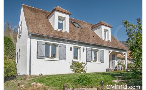 House in Nord, Saint-Nom-la-Bretèche, France 1